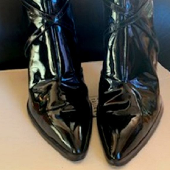 Charles Jourdan Black Leather Lacquer Boots Zip Up Sculpted Heel Sz: 6 1/2 - Picture 6 of 8